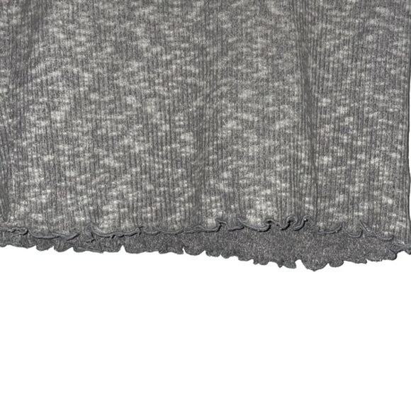 American Eagle Gray Cropped Tee Small Ruffle Hem Stretch Ribbed Top - Picture 3 of 5